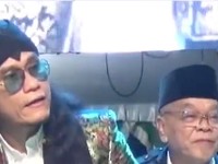 Kecewa Atas Ucapan Gus Miftah, Ini Pesan Menohok Yati Pesek