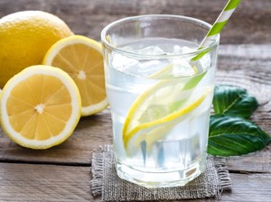 Mudah Dibuat, Ini 5 Minuman Rumahan yang Bantu Cegah Batu Ginjal
