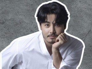 Video: Kala Aktor Lee Kwan Hoon Ikut Turun Aksi Darurat Militer Korsel