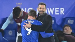 Awal Manis Debut Nistelrooy di Leicester City