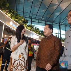 Seragam Petugas Bandara Soekartno-Hatta Ganti, Erick Ungkap Alasannya