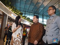 Seragam Petugas Bandara Soekartno-Hatta Ganti, Erick Ungkap Alasannya