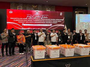 KPU Mulai Rekapitulasi Suara Pilgub Jakarta di Jakbar-Jakpus-Jaksel