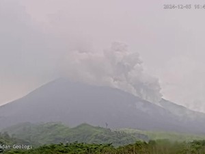 Hujan Deras di Puncak Merapi, BPPTKG DIY: Waspada Lahar-Awan Panas Guguran!