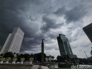 Ada Siklon Tropis Baru, BMKG Minta Waspada Hujan Lebat 2 Hari ke Depan