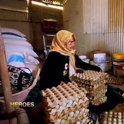 Sosok Ini Sukses Berdayakan Komunitas Perempuan di Lamongan