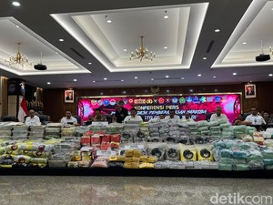 Diduga Kendalikan Narkoba dari Lapas, 302 Napi Dipindah ke Nusakambangan