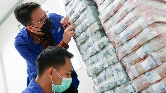 Alasan Babi Ngepet dan Tuyul Ogah Ambil Uang di Bank