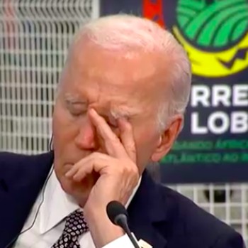 Potret Joe Biden Tiba-Tiba Ketiduran di Pertemuan dengan Negara Afrika