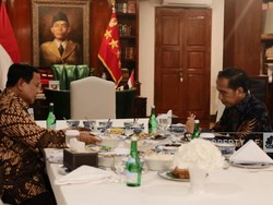 Jokowi Kunjungi Prabowo ke Kertanegara: Kunjungan Balasan dan Kangen