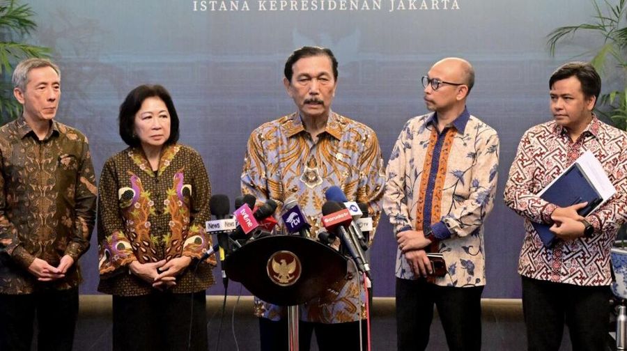 Keterangan pers Ketua, Wakil Ketua dan Anggota Dewan Energi Nasional (DEN) di Istana Merdeka, Jakarta, Kamis (05/12/2024). (Foto: BPMI Setpres/ Rusman)