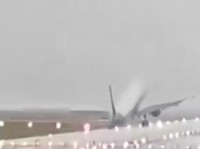 Detik-Detik Pesawat Airbus A320 Gagal Mendarat-Nyaris Celaka