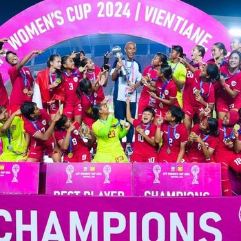 Ukir Sejarah, Potret Timnas Indonesia Juara Piala AFF Wanita 2024