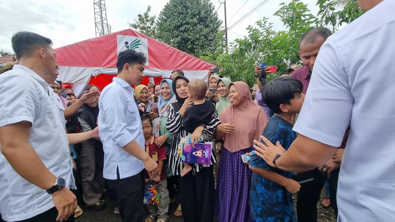 Wapres GIbran tinjau lokasi bencana Sukabumi. (Dok.BPMI Setwapres)