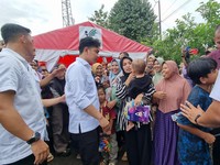 Penampakan Wapres Gibran Blusukan Cek Lokasi Bencana di Sukabumi