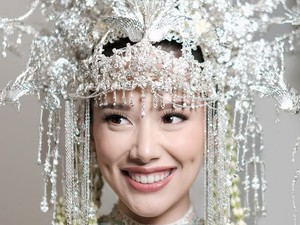 Istri Rio Haryanto Makeup Pengantin Pakai Brand Lokal, Cantiknya Bikin Kagum
