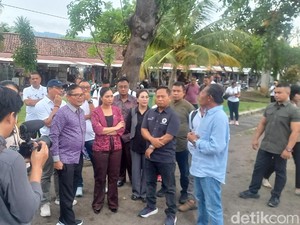 Wamenpar Ni Luh Puspa Janji Kembangkan Quality Tourism di Pantai Lovina