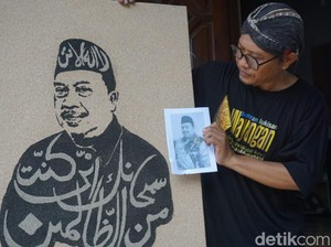 Cantiknya Lukisan Seniman Jombang Pakai Pasir Pantai