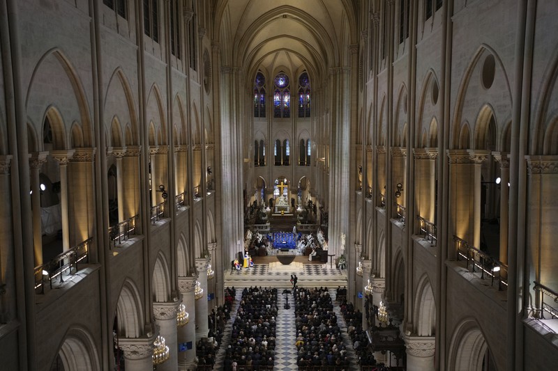 Lima tahun setelah kebakaran dahsyat yang meluluhlantakkan Katedral Notre Dame di Paris, landmark ikonis yang merupakan Situs Warisan Dunia UNESCO 2019 ini kembali dibuka untuk publik. (REUTERS/Christian Hartmann) Lima tahun setelah kebakaran dahsyat yang meluluhlantakkan Katedral Notre Dame di Paris, landmark ikonis yang merupakan Situs Warisan Dunia UNESCO 2019 ini kembali dibuka untuk publik. (REUTERS/Christian Hartmann)