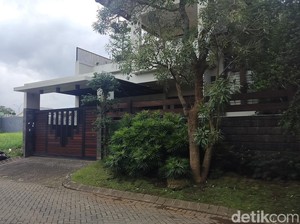 Penampakan Rumah yang Disebut Klinik Kecantikan Ria Beauty di Malang