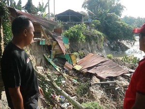 3 Rumah Warga di Asahan Hancur Akibat Longsor, Penghuni Dievakuasi