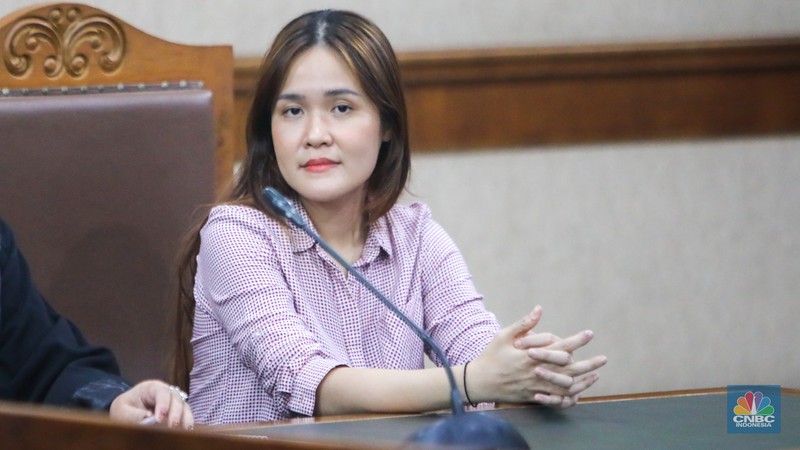 Mantan terpidana kasus pembunuhan berencana terhadap Wayan Mirna Salihin, Jessica Kumala Wongso menghadiri sidang lanjutan peninjauan kembali (PK) di Pengadilan Negeri Jakarta Pusat, Jakarta, Senin (9/12/2024). (CNBC Indonesia/Faisal Rahman) Mantan terpidana kasus pembunuhan berencana terhadap Wayan Mirna Salihin, Jessica Kumala Wongso menghadiri sidang lanjutan peninjauan kembali (PK) di Pengadilan Negeri Jakarta Pusat, Jakarta, Senin (9/12/2024). (CNBC Indonesia/Faisal Rahman)