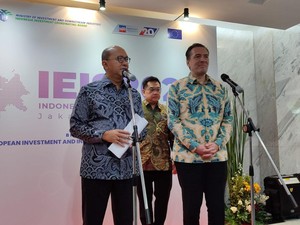 Rosan Rayu Eropa Bangun Pabrik Baterai Kendaraan Listrik di RI