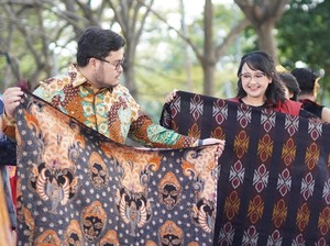 Bupati Kediri Ajak Warga Banggakan Motif Batik Panji