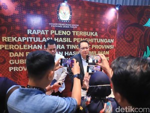 Pj Gubernur Adhy Tegaskan Pleno Rekapitulasi Pilkada Jatim 2024 Lancar