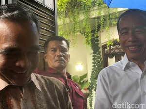 Ahmad Muzani Undang Jokowi ke Kongres Gerindra, Ajakan Gabung?