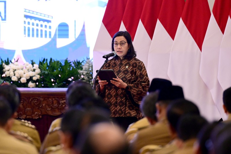 Presiden Prabowo Subianto resmi menyerahkan Daftar Isian Penyelenggaraan Anggaran (DIPA) Tahun Anggaran 2025 kepada kementerian dan lembaga pada hari ini, Selasa (10/12/2024). Selain penyerahan DIPA, Prabowo juga menyerahkan Buku Alokasi Transfer Ke Daerah Tahun Anggaran 2025. (Dok: Muchlis JR- Biro Pers Sekertariat Presiden) Presiden Prabowo Subianto resmi menyerahkan Daftar Isian Penyelenggaraan Anggaran (DIPA) Tahun Anggaran 2025 kepada kementerian dan lembaga pada hari ini, Selasa (10/12/2024). Selain penyerahan DIPA, Prabowo juga menyerahkan Buku Alokasi Transfer Ke Daerah Tahun Anggaran 2025. (Dok: Muchlis JR- Biro Pers Sekertariat Presiden)