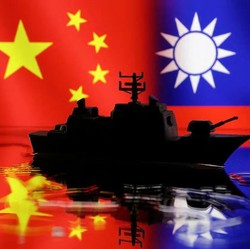 China Kirim Gerombolan Besar Pasukan Angkatan Laut, Latihan Perang?