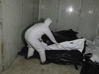 Momen Horor Pemberontak Suriah Temukan Puluhan Mayat di RS