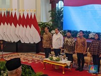 Sah! Prabowo & Gibran Resmi Serahkan DIPA 2025 ke Menteri-Kepala Badan