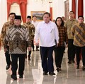 Saat Dunia Suram, Ekonomi RI Diramal Tetap Cerah di 2025!