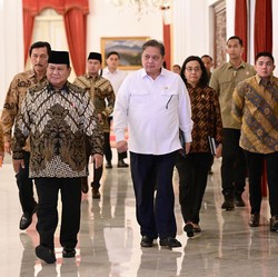 Saat Dunia Suram, Ekonomi RI Diramal Tetap Cerah di 2025!