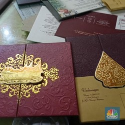 Undangan Pernikahan Kini Lewat WhatsApp, Bisnis Percetakan Sepi Order