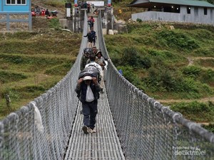 Terpesona Chhomrong, Awal Pendakian Annapurna Base Camp