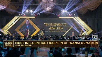CEO Indosat Ooredoo Raih Most Influential Figure in AI Transformation