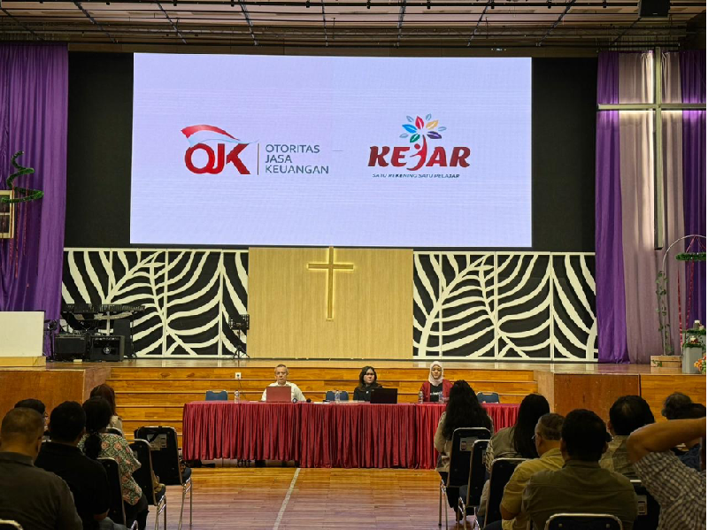 InvestasiKu sukses menggelar sosialisasi edukasi terkait Dana Pensiun dan pengelolaan keuangan di Aula Lt. 6 SMAK PENABUR Gading Serpong, Tangerang. Acara ini diikuti oleh para guru dan karyawan BPK Penabur agar mereka lebih siap dalam menghadapi finansial kedepannya. InvestasiKu sukses menggelar sosialisasi edukasi terkait Dana Pensiun dan pengelolaan keuangan di Aula Lt. 6 SMAK PENABUR Gading Serpong, Tangerang. Acara ini diikuti oleh para guru dan karyawan BPK Penabur agar mereka lebih siap dalam menghadapi finansial kedepannya. (Dok. InvestasiKu)