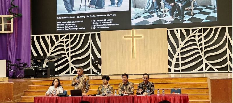 InvestasiKu sukses menggelar sosialisasi edukasi terkait Dana Pensiun dan pengelolaan keuangan di Aula Lt. 6 SMAK PENABUR Gading Serpong, Tangerang. Acara ini diikuti oleh para guru dan karyawan BPK Penabur agar mereka lebih siap dalam menghadapi finansial kedepannya. InvestasiKu sukses menggelar sosialisasi edukasi terkait Dana Pensiun dan pengelolaan keuangan di Aula Lt. 6 SMAK PENABUR Gading Serpong, Tangerang. Acara ini diikuti oleh para guru dan karyawan BPK Penabur agar mereka lebih siap dalam menghadapi finansial kedepannya. (Dok. InvestasiKu)