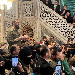 Israel Serang Suriah Habis-habisan, Bos HTS Beri Respons Mengejutkan