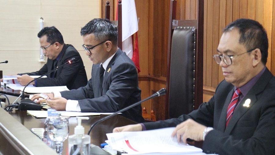 Komisi Pengawas Persaingan Usaha (KPPU) menjatuhkan total denda sebesar Rp 29 miliar kepada 2 Terlapor pelaku persekongkolan pengadaan Cryo-Em