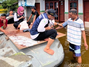 Korban Banjir di Mojokerto Mulai Terserang Penyakit