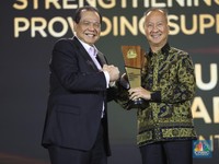 Perkuat Perusahaan Lokal, Agus Gumiwang Raih Penghargaan Ini