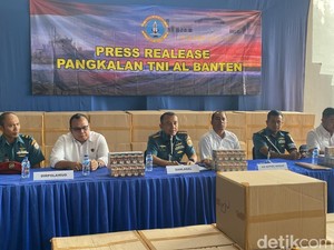 TNI AL Gagalkan Penyelundupan Rokok Ilegal Senilai Rp 9,6 M di Merak
