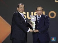 Punya Kontribusi Besar, SBY Raih Penghargaan Lifetime Achievement