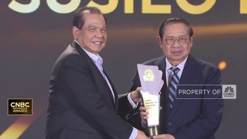 Video: SBY Raih Lifetime Achievement CNBC Indonesia Awards 2024