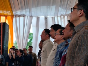 Duet AHY-Ara Tengok Rumah Subsidi di Serang
