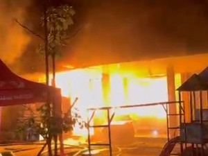 Kantin RSUD Smart Pamekasan Terbakar, Keluarga Pasien Sempat Berhamburan Keluar